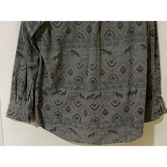 Woolrich Men's Large Sage Green Black Aztec Wolf Pattern Midweight Flannel Shirt - Picture 6 of 7